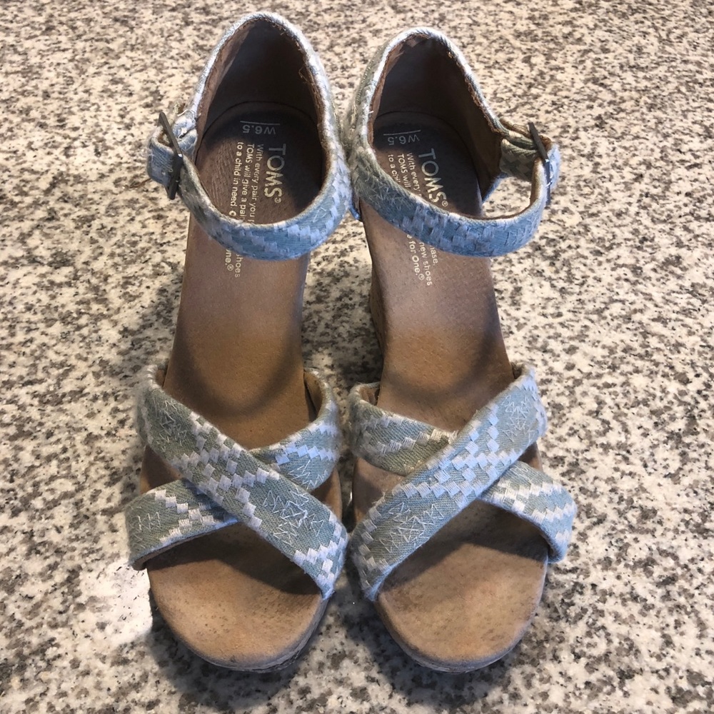 Grayish and White Toms Platform Wedges Size 6-1/2